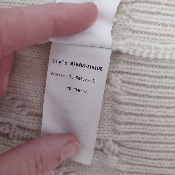 MUKZIN Wool Korean Unique Bunny Bejeweled Knitted Beige Cardigan Sweater - Picture 15 of 16